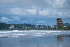 Jacó Laguna Resort and Beach Club
