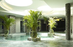 Sunrise Pearl Hotel & Spa