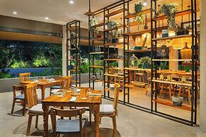 El Mangroove Papagayo, Autograph Collection