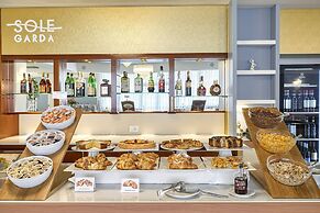 Sky Pool Hotel Sole Garda