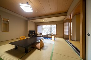 Hotel Miyarikyu