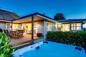 The Farmhouse at Mission Estate