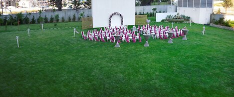 Crowne Plaza Istanbul - Oryapark by IHG