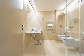 Just Hotel Saronno