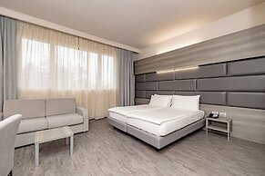 Just Hotel Saronno