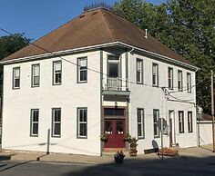 Corner George Inn Bed & Breakfast