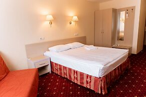 Amaks Yubileinaya Hotel