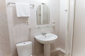 Amaks Yubileinaya Hotel