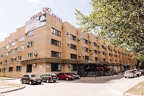 Amaks Yubileinaya Hotel
