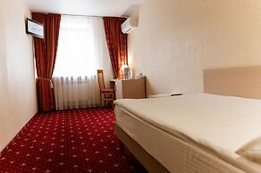 Amaks Yubileinaya Hotel