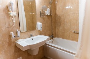 Amaks Yubileinaya Hotel