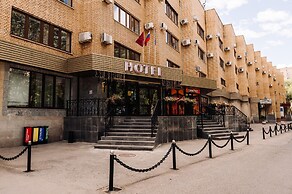 Amaks Yubileinaya Hotel