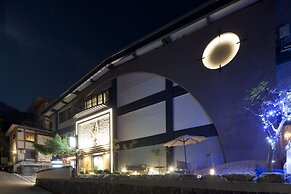 Hotel Kikunoya