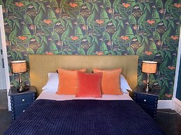 Bayswell Park Hotel