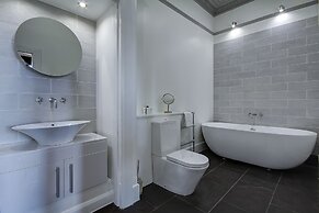 Bayswell Park Hotel
