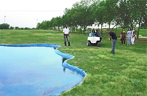 Dreamworld Resort, Hotel & Golf Course