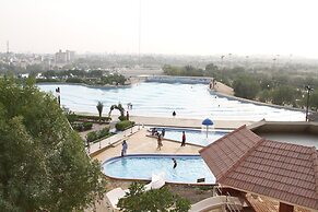 Dreamworld Resort, Hotel & Golf Course