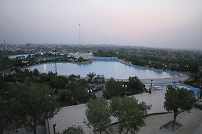Dreamworld Resort, Hotel & Golf Course