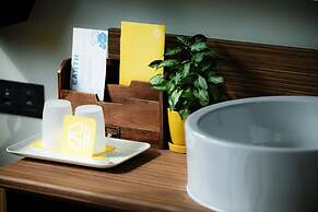 Bee House by Cosmos Creation-Taipei Main Station