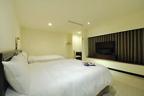 Bravo Hotel