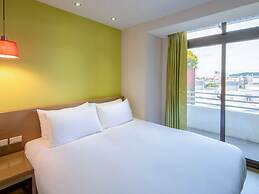CHECK inn SELECT Hualien LinSen