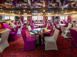 CHECK inn SELECT Hualien LinSen