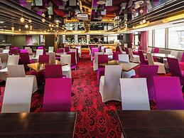 CHECK inn SELECT Hualien LinSen