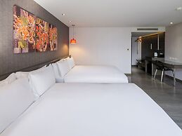 CHECK inn SELECT Hualien LinSen