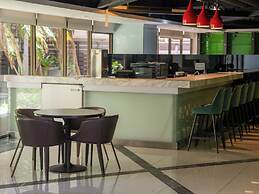 CHECK inn SELECT Hualien LinSen