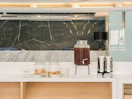 CHECK inn SELECT Hualien LinSen