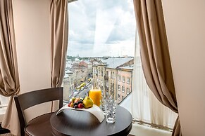 Astoria Hotel