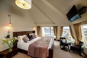 Astoria Hotel