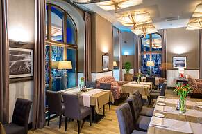 Astoria Hotel