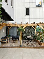Q7 Lodge Lyon 7