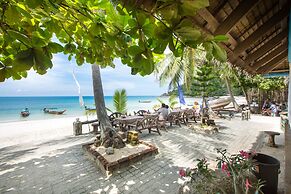 Bottle Beach 1 Resort