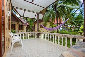 Bottle Beach 1 Resort