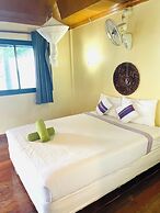 Bottle Beach 1 Resort