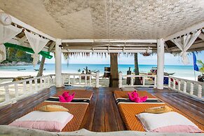 Bottle Beach 1 Resort