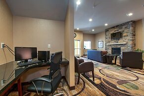 Cobblestone Inn & Suites - Holyoke