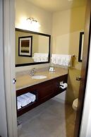 Cobblestone Inn & Suites - Holyoke