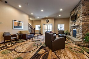 Cobblestone Inn & Suites - Holyoke