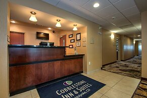 Cobblestone Inn & Suites - Holyoke