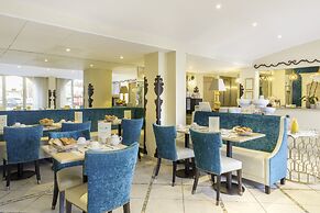 Le Suffren Hotel