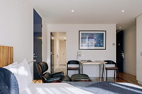 Salamanca Wharf Hotel