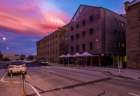 Salamanca Wharf Hotel