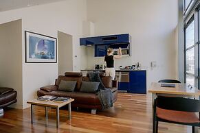 Salamanca Wharf Hotel