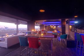 Hotel Ivory Tower