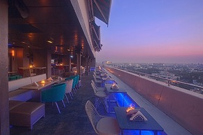 Hotel Ivory Tower