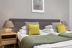 Venetian House Market Square Aparthotel