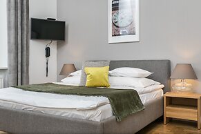 Venetian House Market Square Aparthotel